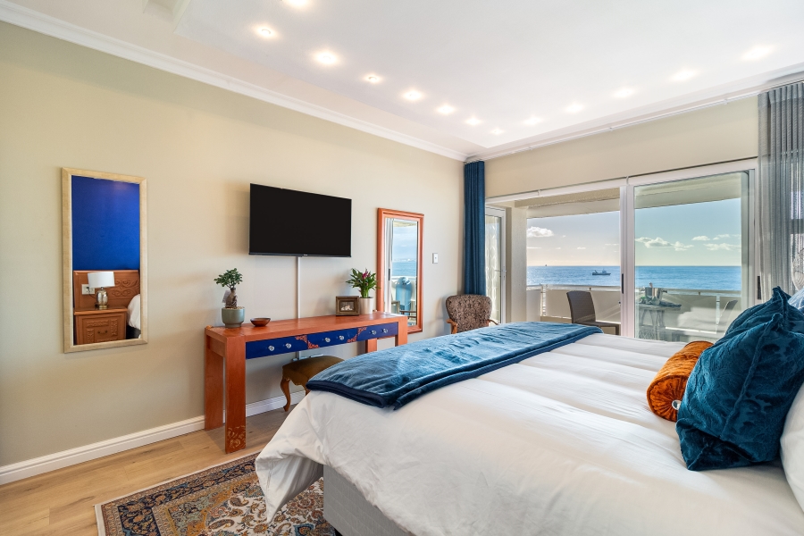 2 Bedroom Property for Sale in Mouille Point Western Cape